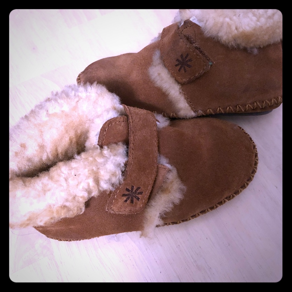 LLBean Toddler Size 7-8 Slippers